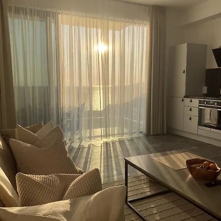 Romantic With Breathtaking Seaview Appartamento Sarandë
