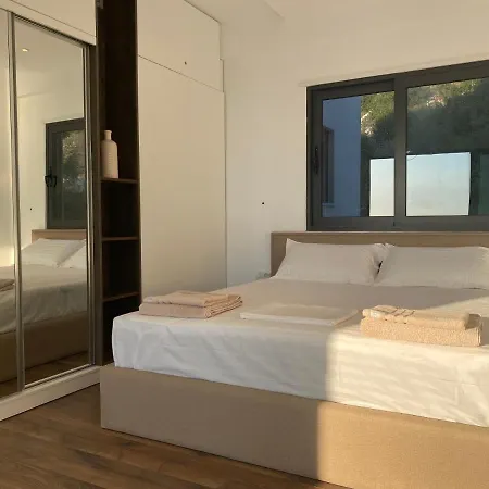 Romantic With Breathtaking Seaview Appartamento Sarandë